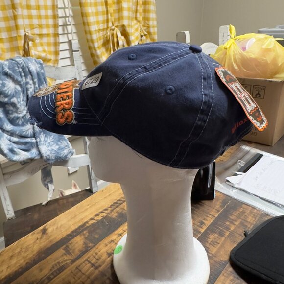 hooters brand  one size nwt - Picture 4 of 8